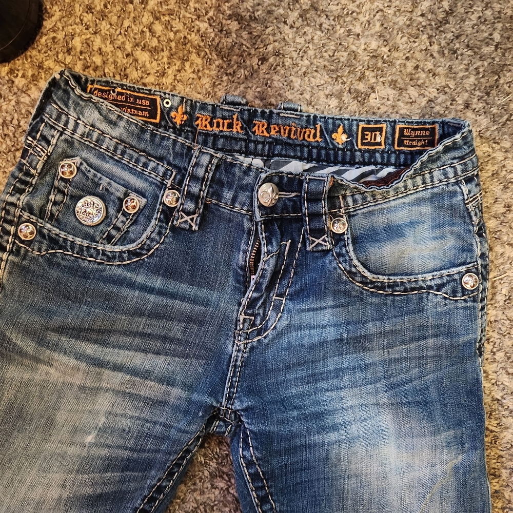 Rock revivals size 30
